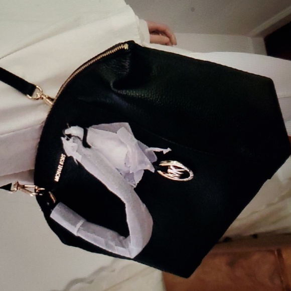 NWT Michael Kors RILEY Large Satchel Pebble Leather Tote Shoulder Black-Last One - Picture 2 of 8